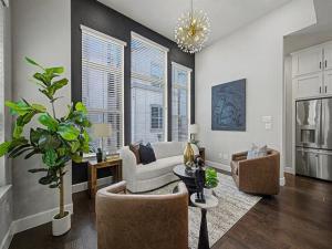 MLS #21296978 image #0