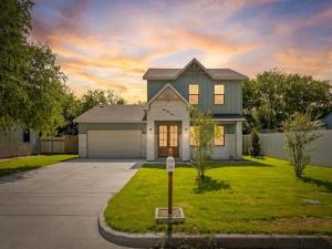 MLS #21299701 image #0