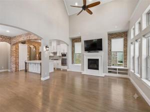 MLS #21302633 image #0
