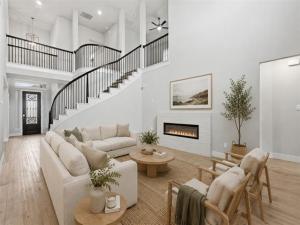 MLS #21308007 image #0
