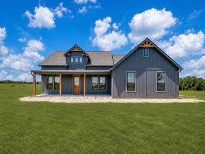 MLS #21308240 image #0