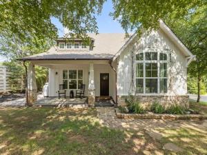 MLS #21308466 image #0