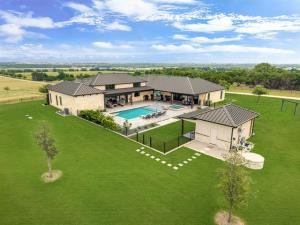MLS #21309475 image #0