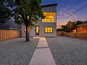 MLS #21310367 image #0