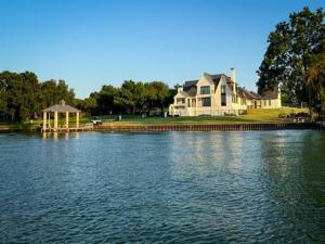 MLS #21310661 image #0