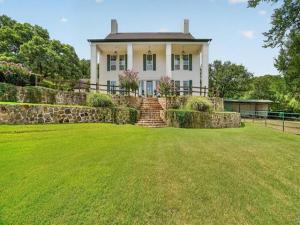 MLS #21312792 image #0