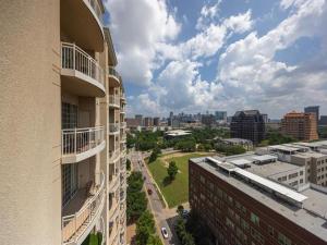 MLS #21312964 image #0