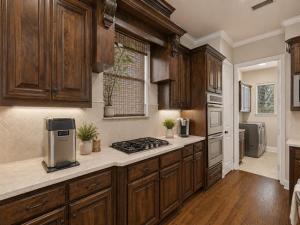 MLS #21313538 image #0