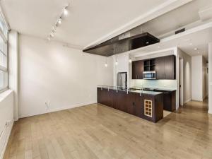 MLS #21313977 image #0