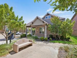MLS #21315660 image #0