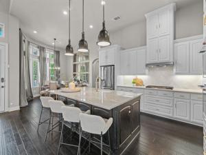 MLS #21318073 image #0