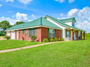 MLS #21318646 image #0