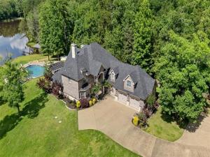 MLS #21319700 image #0