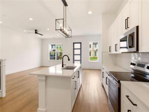 MLS #21322982 image #0