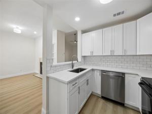 MLS #21327803 image #0