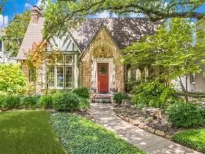MLS #21327858 image #0