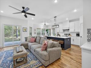 MLS #21329436 image #0