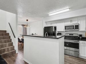 MLS #21329582 image #0