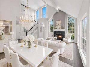 MLS #21341463 image #0