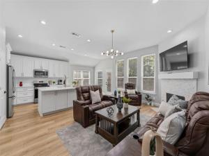 MLS #21342616 image #0
