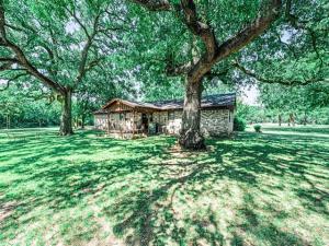 MLS #21342891 image #0