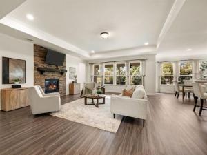 MLS #21342997 image #0