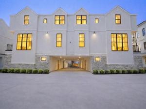 MLS #21343095 image #0