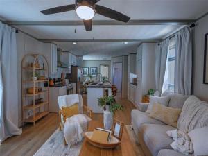 MLS #21344479 image #0
