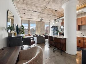 MLS #21344529 image #0