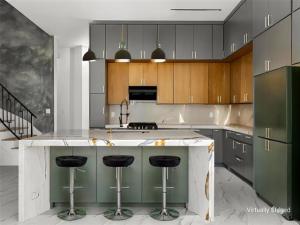 MLS #21346356 image #0