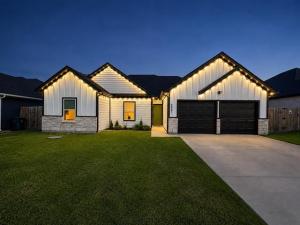 MLS #21348403 image #0