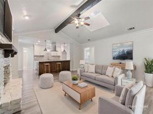 MLS #21348611 image #0