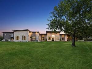 MLS #21348948 image #0
