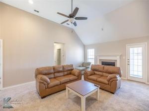 MLS #21352176 image #0