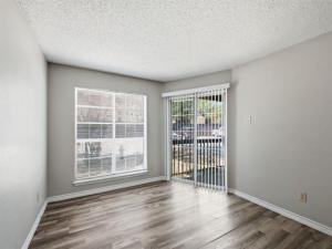 MLS #21352876 image #0