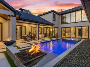 MLS #21352895 image #0