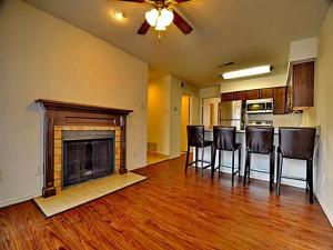 MLS #21354009 image #0