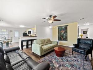 MLS #21354478 image #0