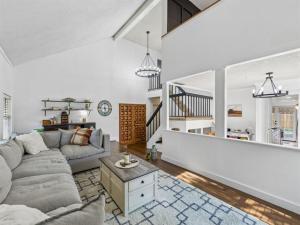 MLS #21355853 image #0