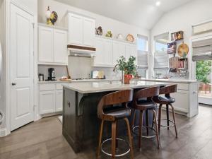 MLS #21356483 image #0