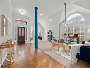 MLS #21358297 image #0