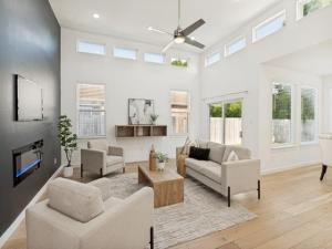 MLS #21358616 image #0