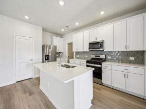 MLS #21359642 image #0