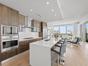 MLS #21360007 image #0