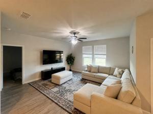 MLS #21360690 image #0
