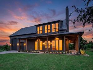 MLS #21360939 image #0