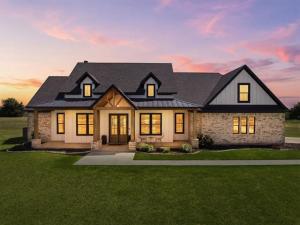 MLS #21361316 image #0