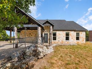 MLS #21361834 image #0