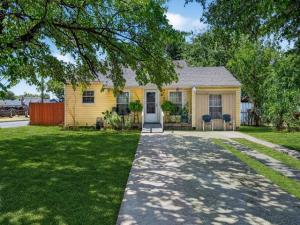 MLS #21362016 image #0