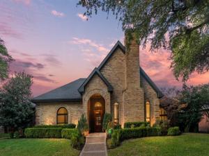 MLS #21362594 image #0